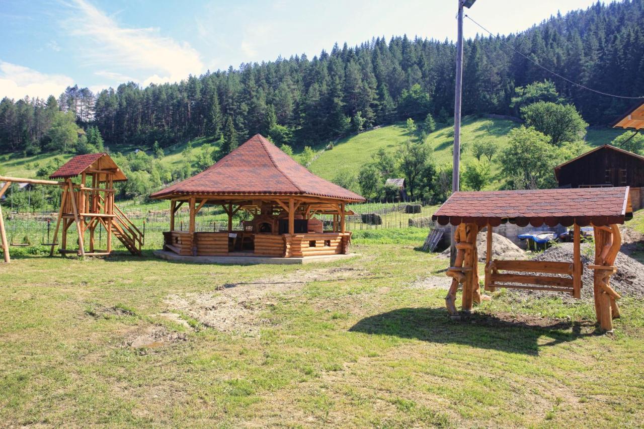 Pensiunea Paradiso Poiana Teiului Dış mekan fotoğraf